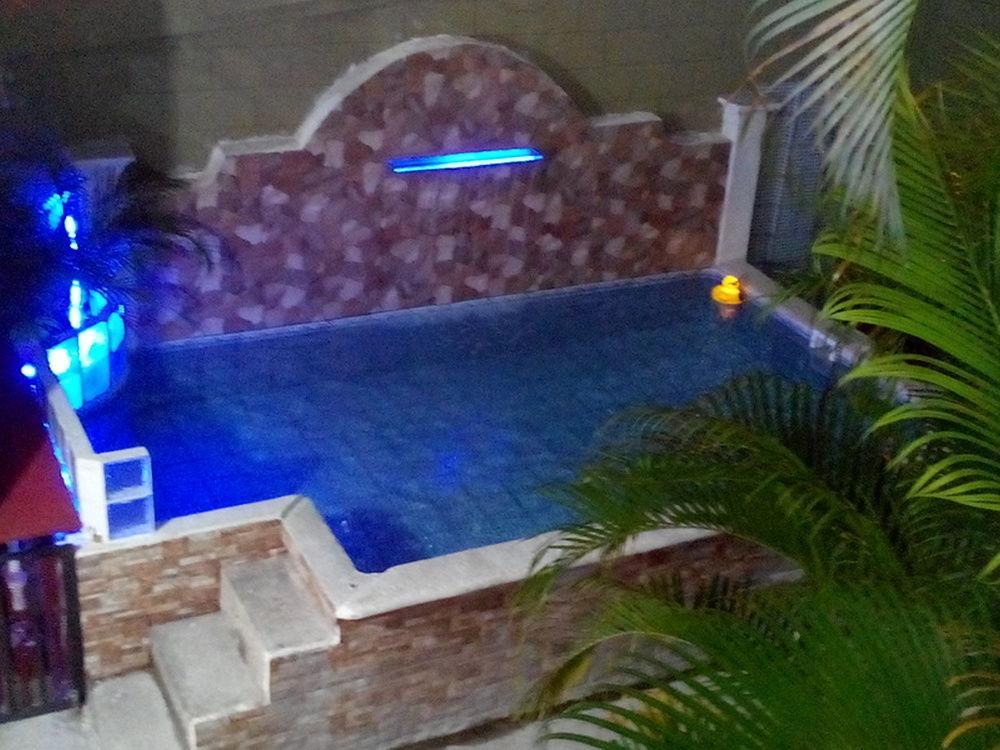 Cabinas Madeleine Puntarenas Exterior foto