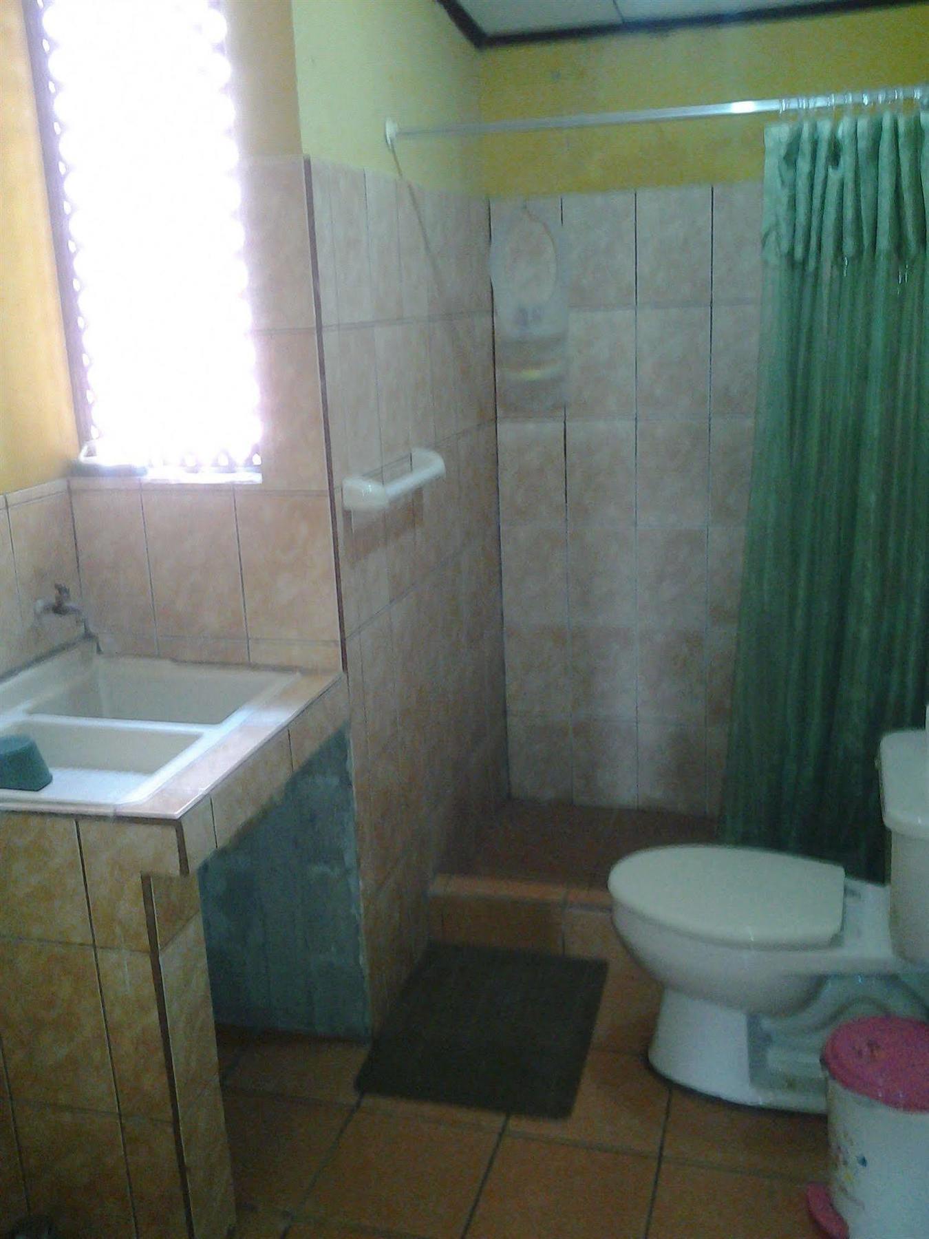 Cabinas Madeleine Puntarenas Exterior foto